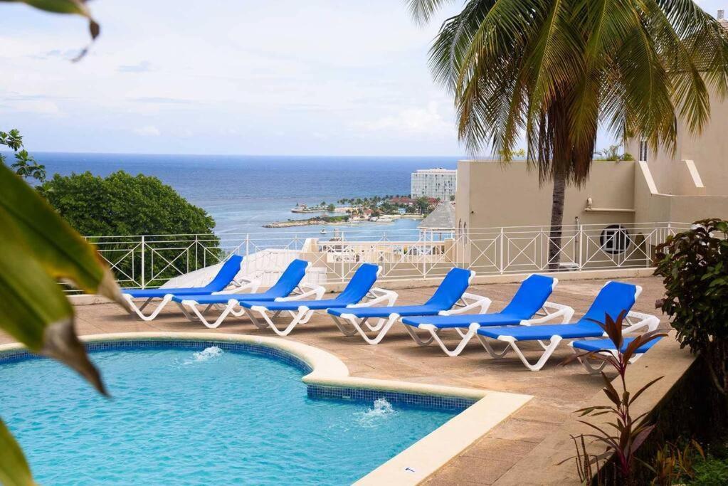 Czar'S Citadel-2 Bedroom Apt 23E At Columbus Heights Ocho Rios Dış mekan fotoğraf